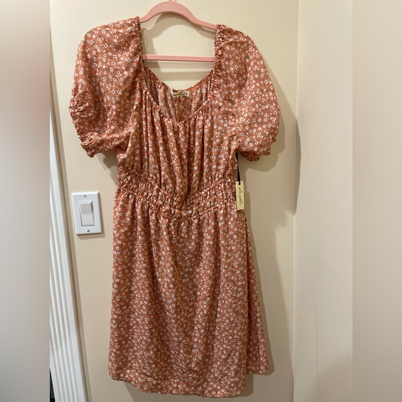 NWT Floral Spring Dress - Picture 6 of 12